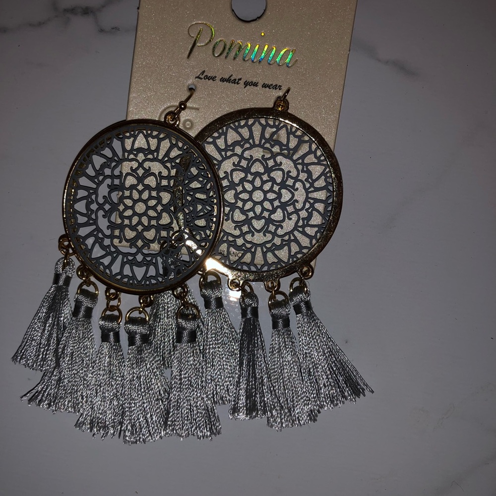 boutique earrings 🛍 - Picture 4 of 5